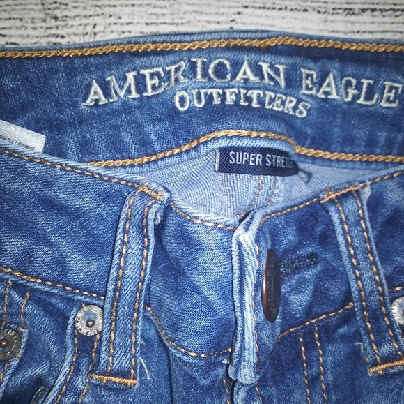 American Eagle Outfitters Boyfriend Jeans. Size 0 - Picture 2 of 5